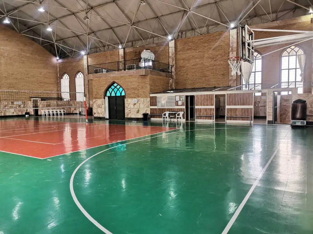 مزایده سالن ورزشی