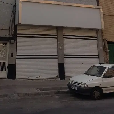 مغازه اجاره ایی ۲ باب با بر ۸ و متراژ ۷۵ متر