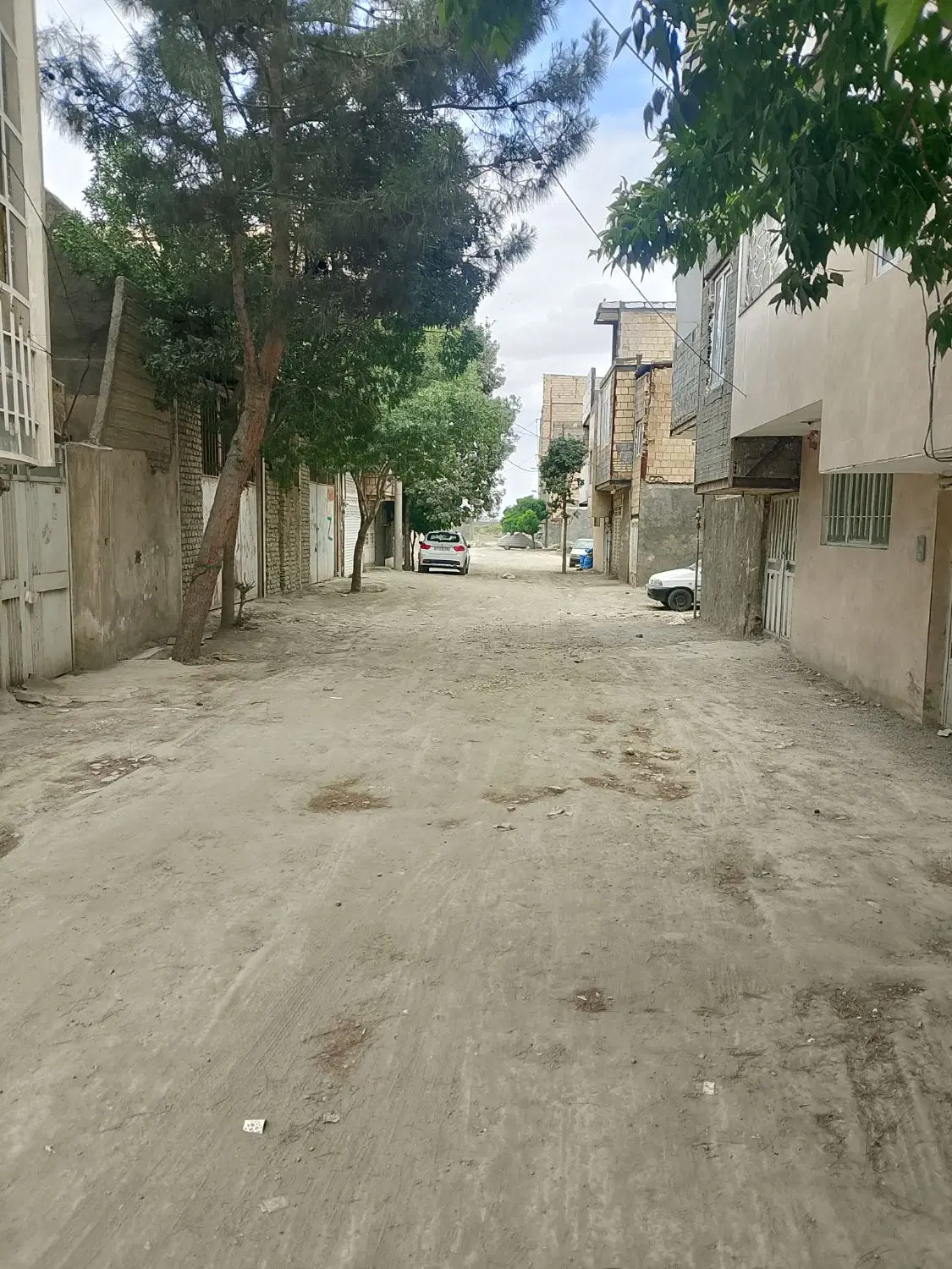 زمین70 متری