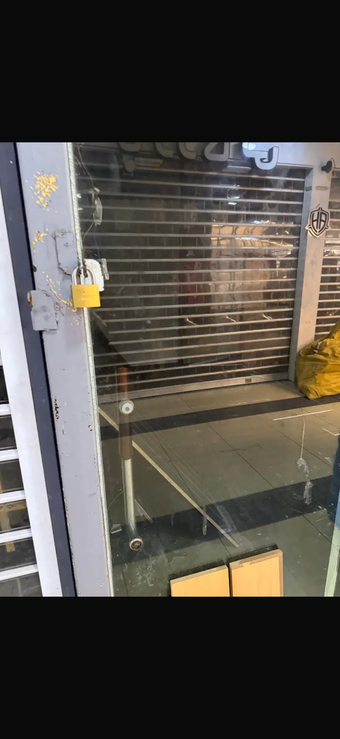 اجاره مغازه در مجتمع تجاری دودلفین قشم درگهان