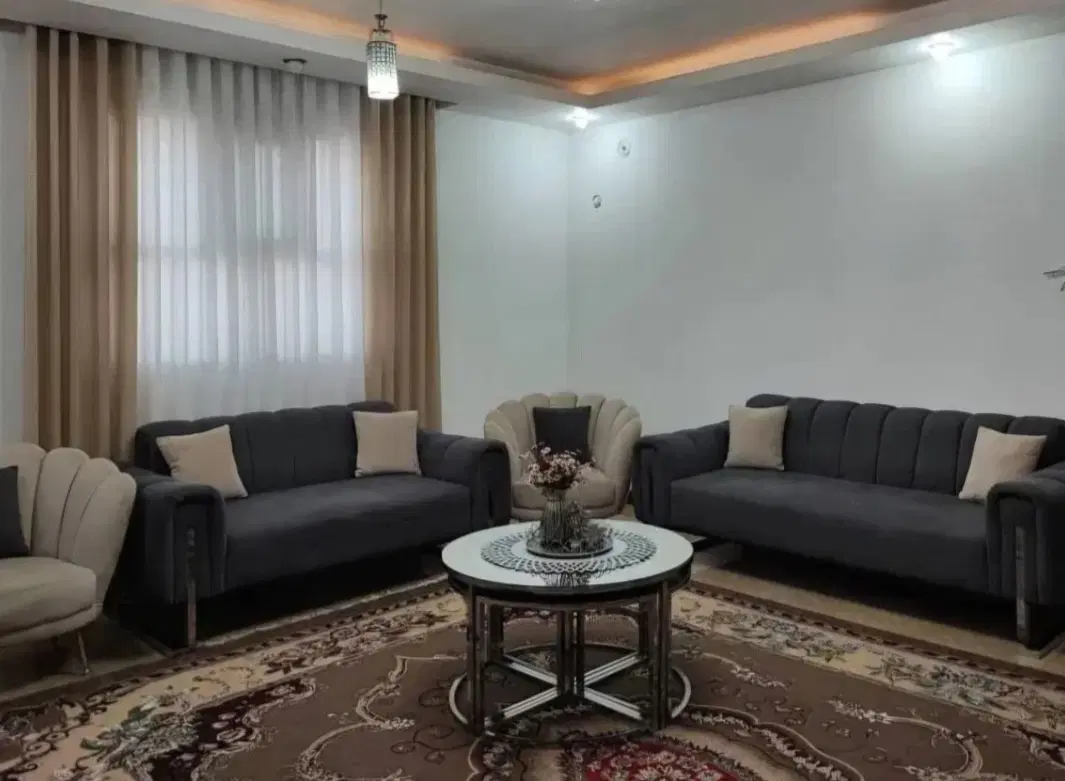 خونه دارم هم خونه میخوام گلستان