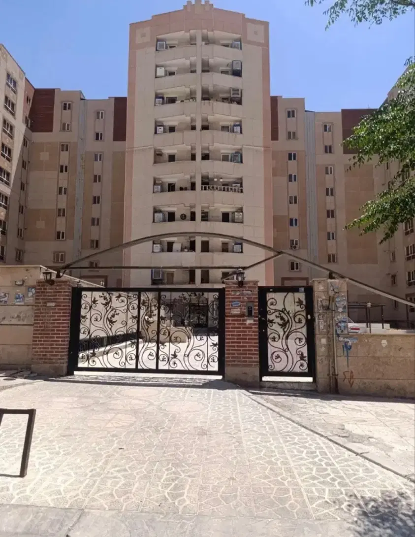 آپارتمان فاز ۵ نقاشان