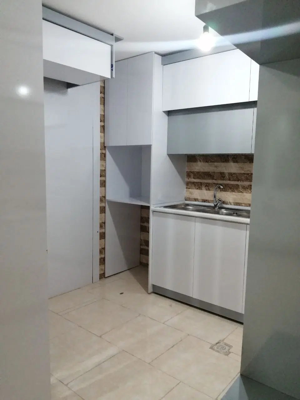 دوخوابه شیک با آسانسور و دوربین