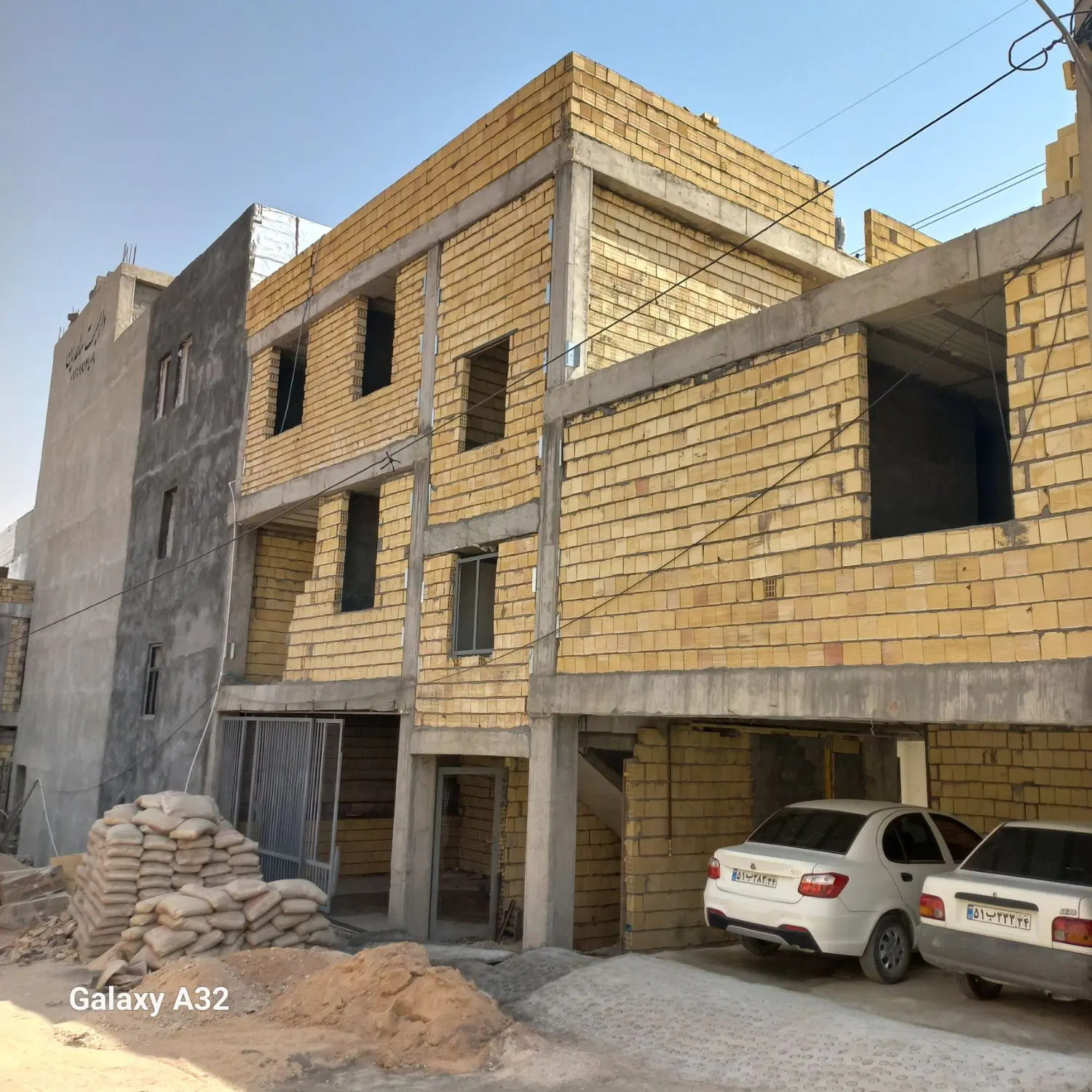 یک واحد اپارتمان ۸۰ متری طبقه اول