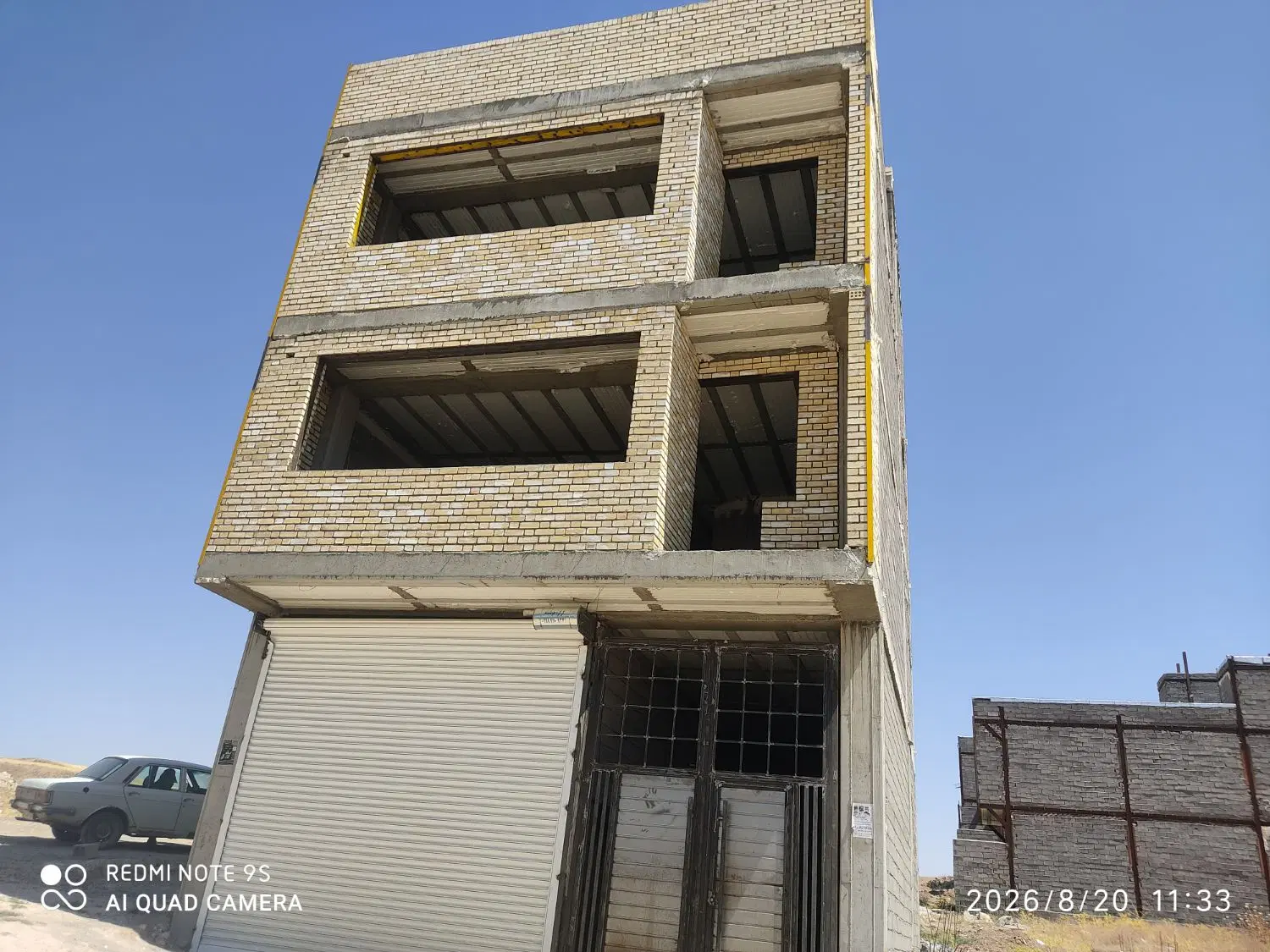 پارکینگ و تجاری 2طبقه با بهار خواب بزرگ