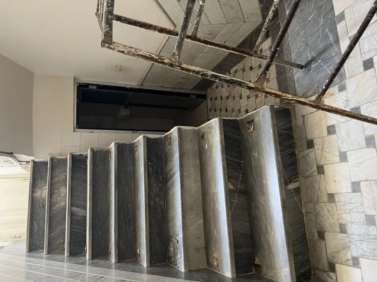 منزل ۱۲۰ متری محدوده شاه ابراهیم