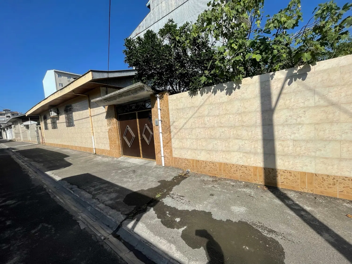 فروش ویلایی 348 متری ساحل قو خیابان نامجو