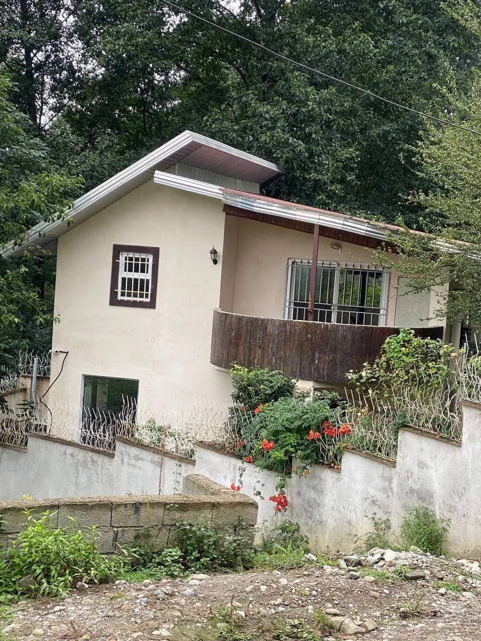 دوبلکس 360 متری جنگلی