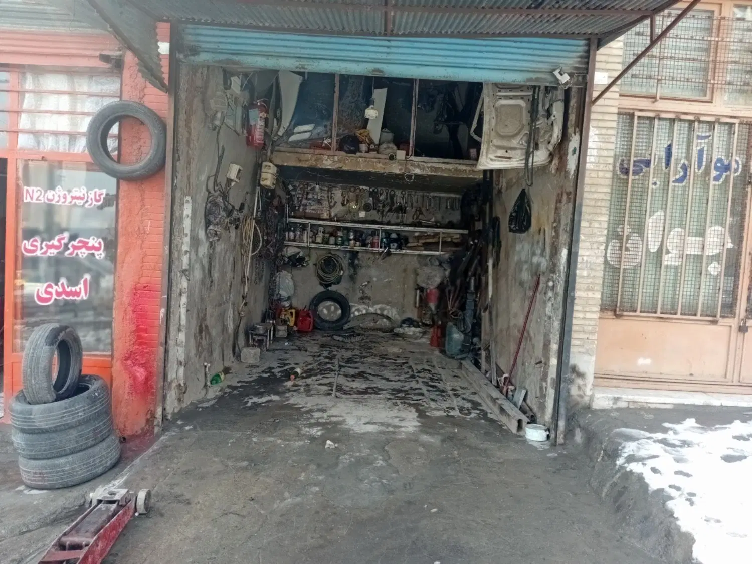 دکان خیابان نقلیه