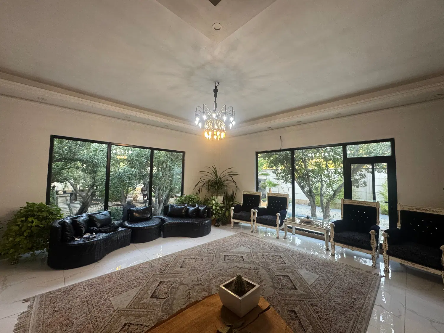 ۶۳۰متر ویلای رویایی در کردزار شهریار