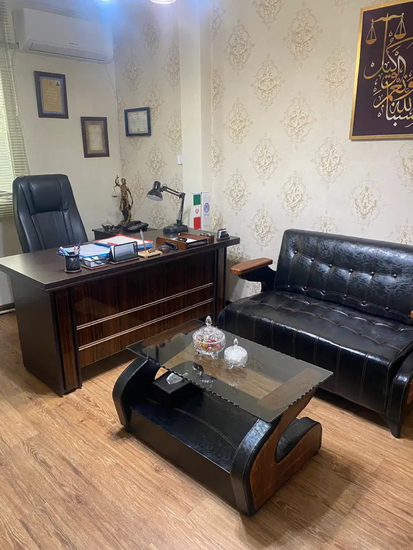 یک اتاق از دفتر وکالت جهت اجاره