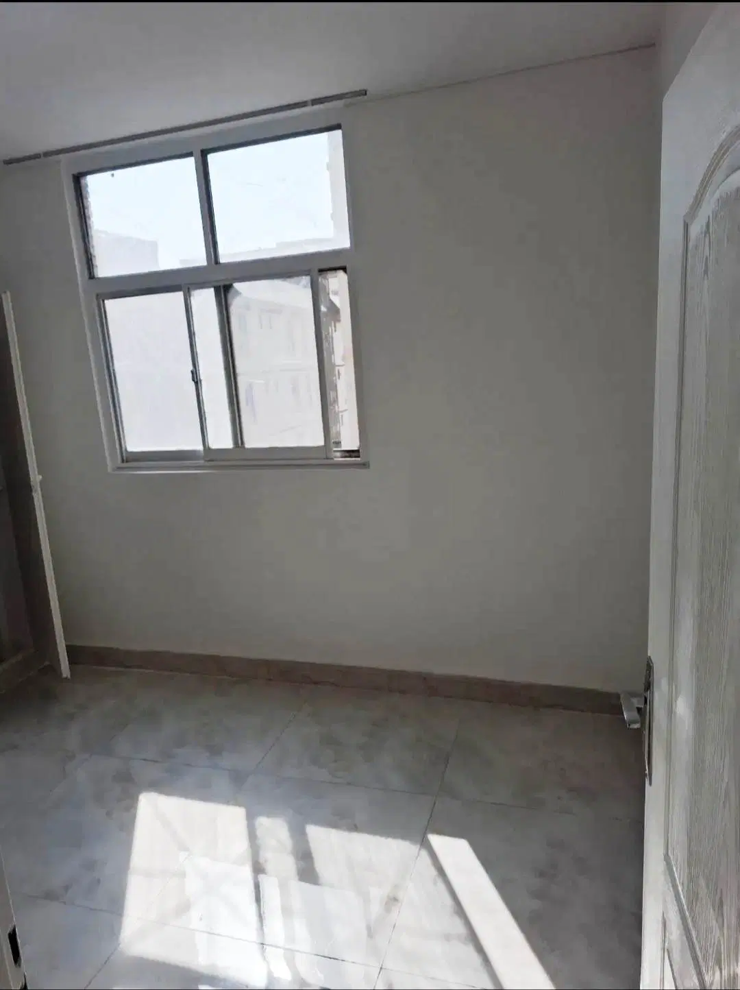 آپارتمان ۶۸متری دوخواب،پارکینگ و انباری سندی
