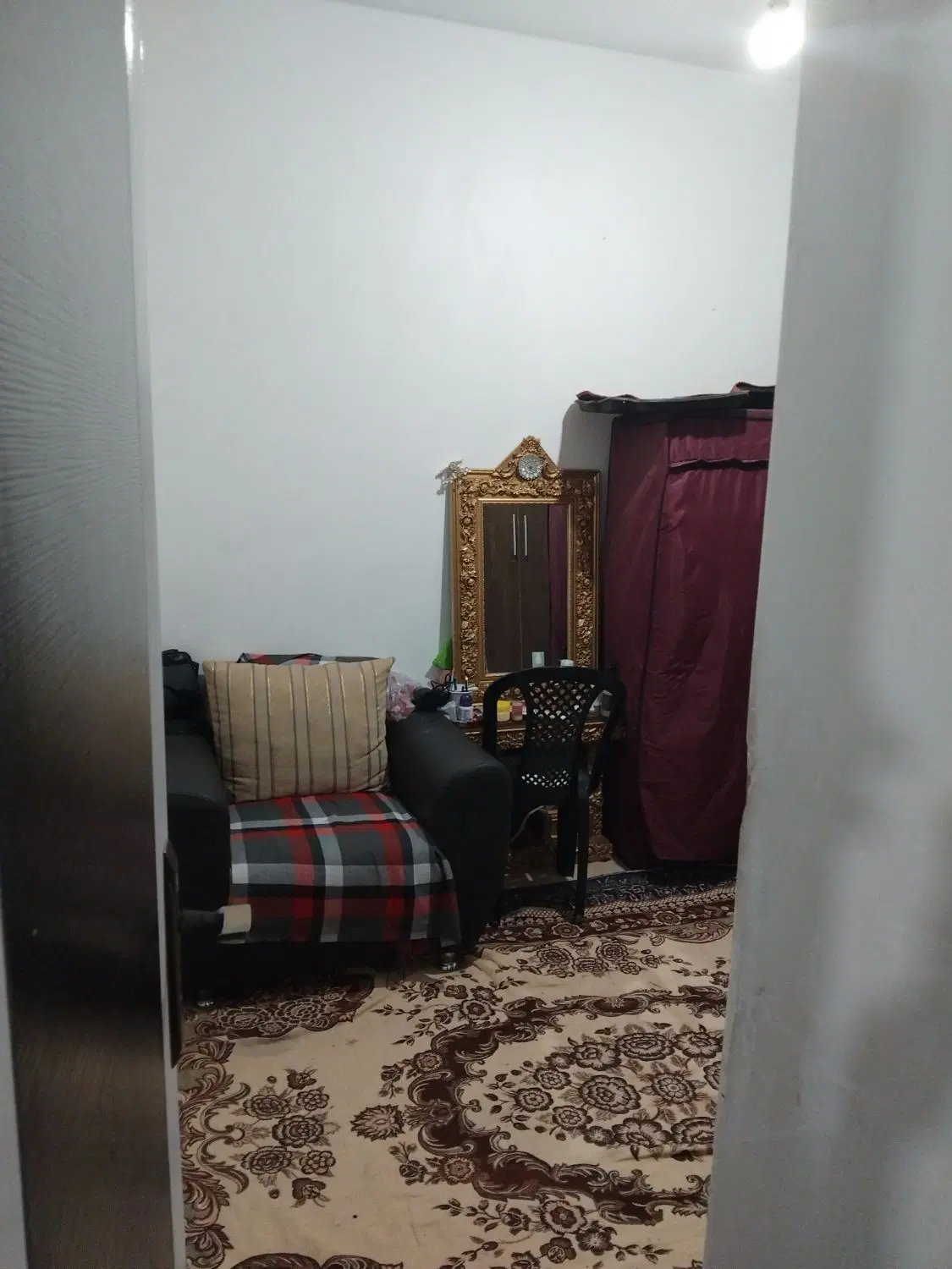 رهن و اجاره دوخوابه  طبقه دوم