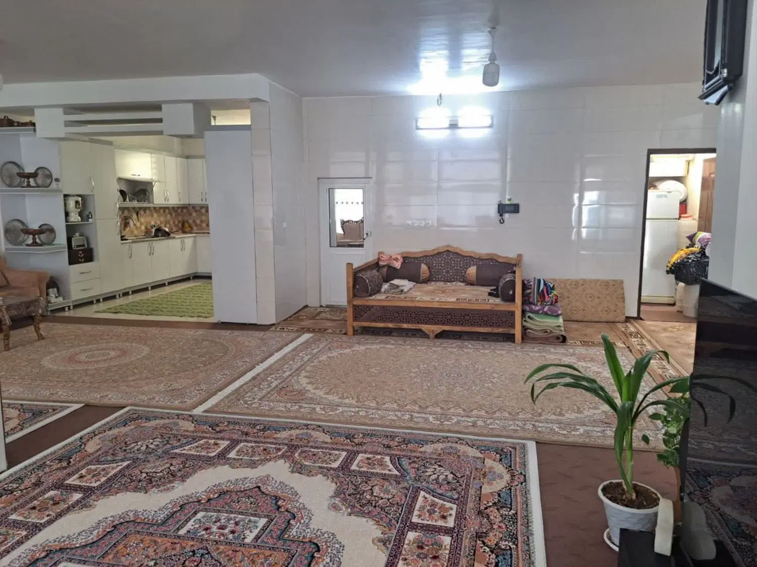 فروش ویلایی۳۰۰متری گرگابشاهین شهر
