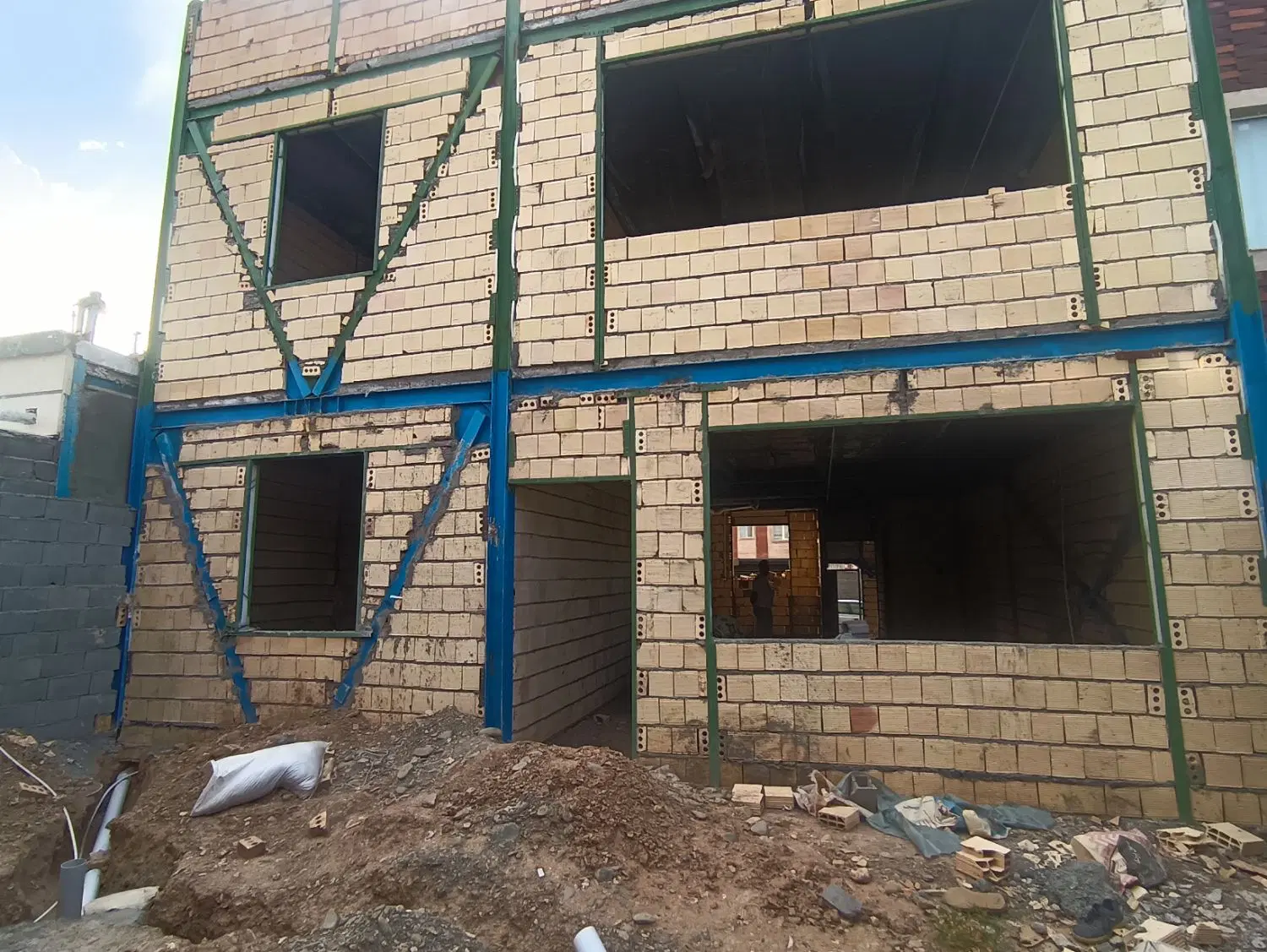 محله ۱۰ دربست_سفتکاری_شمالی ساز