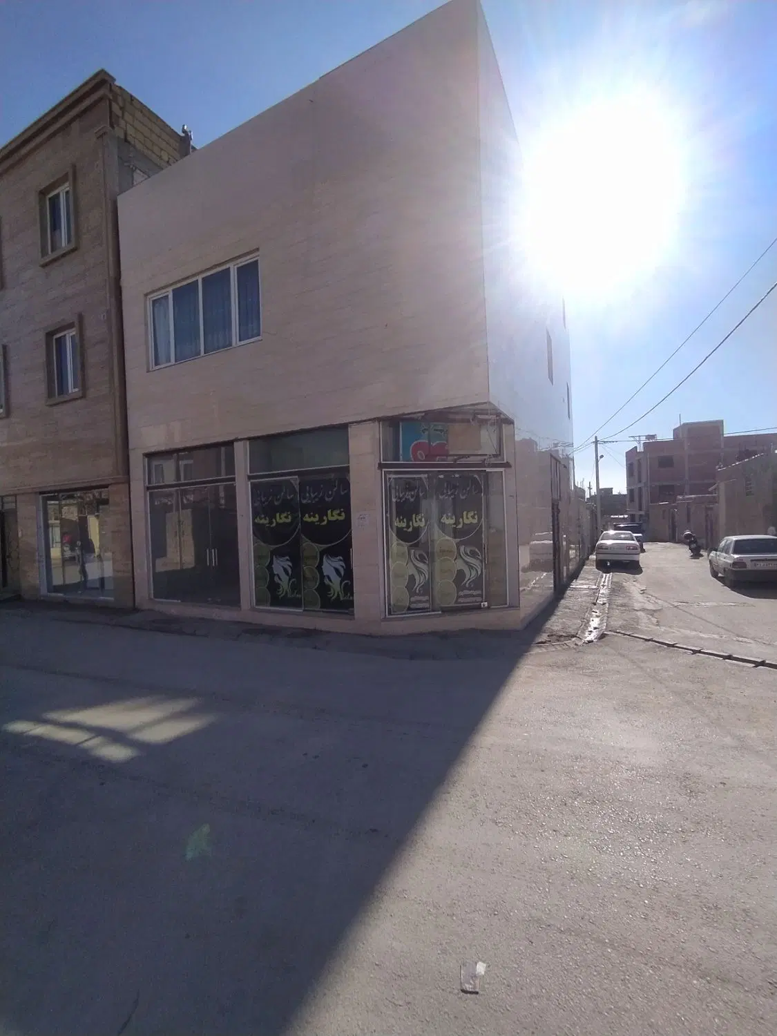 سرنبش یک واحدبالای پیلوت بادودهنه مغازه حاجی بیگلر