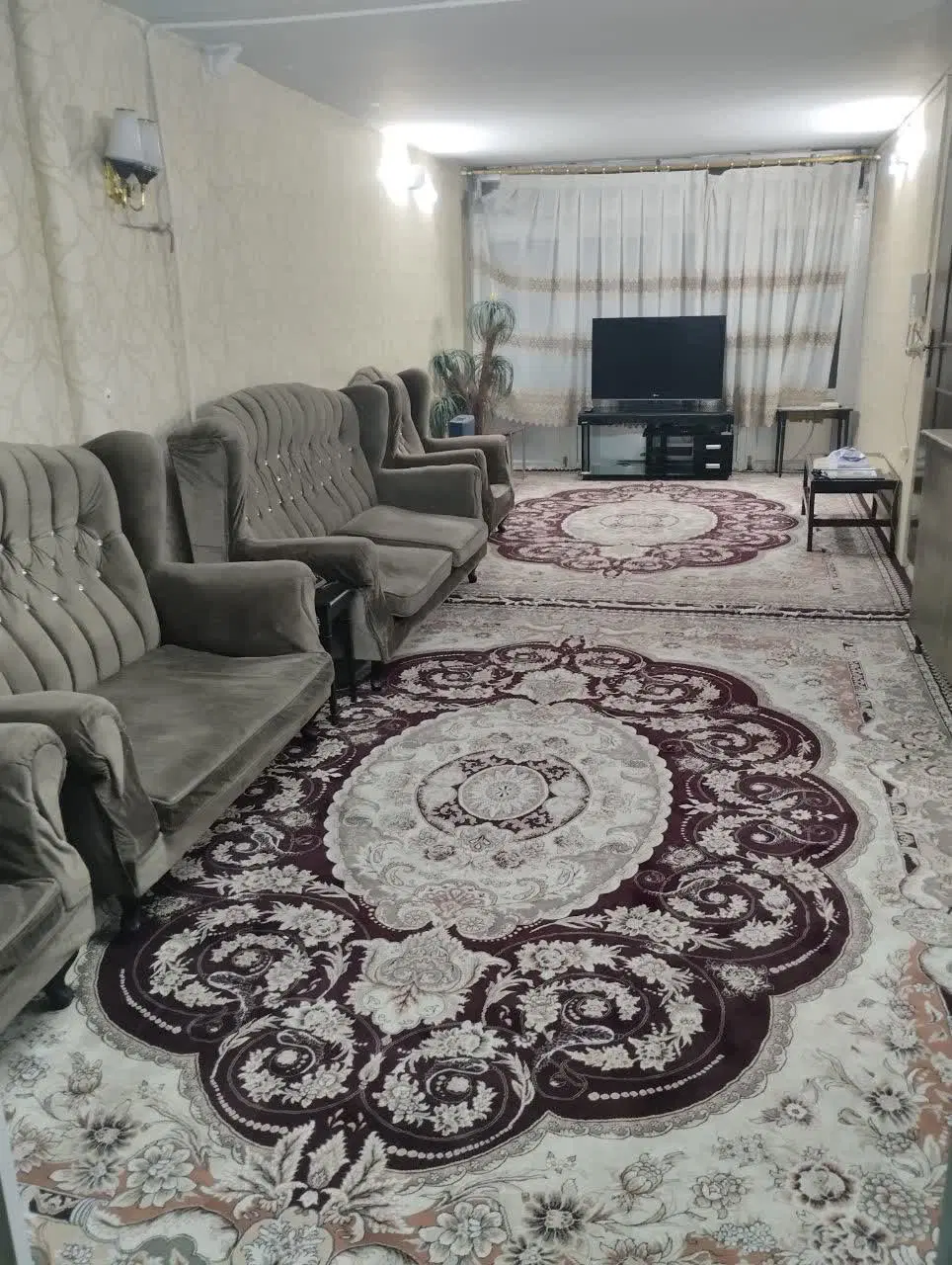 ۶۰ مترتک واحدی طبقه همکف(آردایران)
