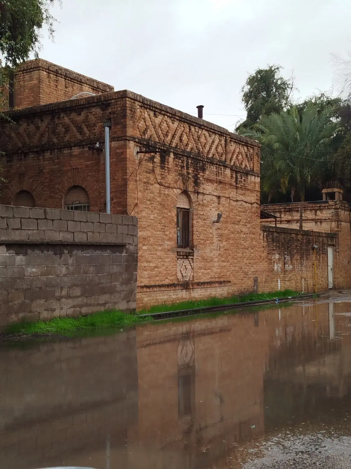 واحد آپارتمان تک واحدی