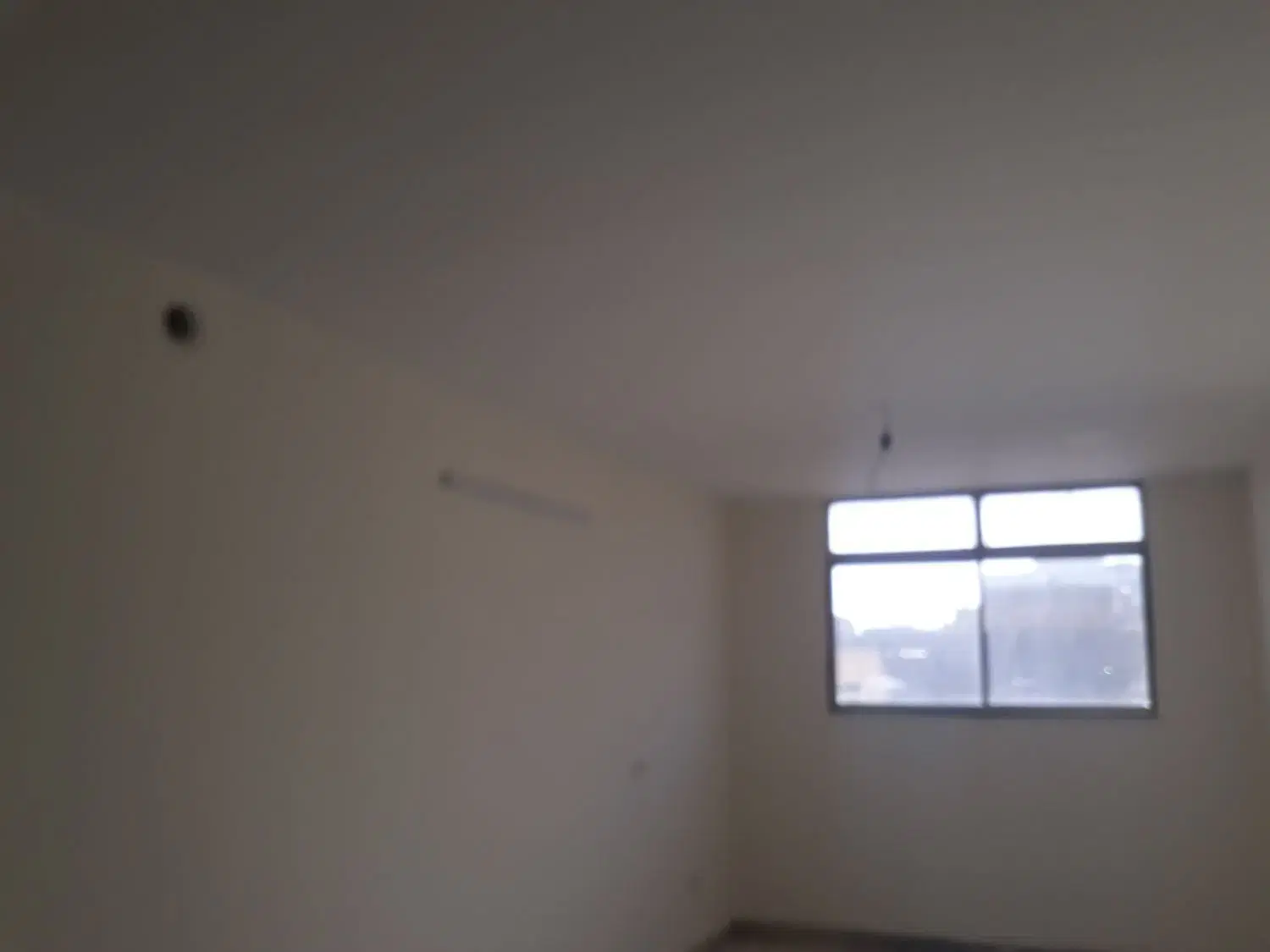 مسکونی ۹۰ متری شیخ طوسی شرقی تمیز