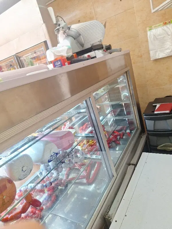 واگزاری واحد تجاری