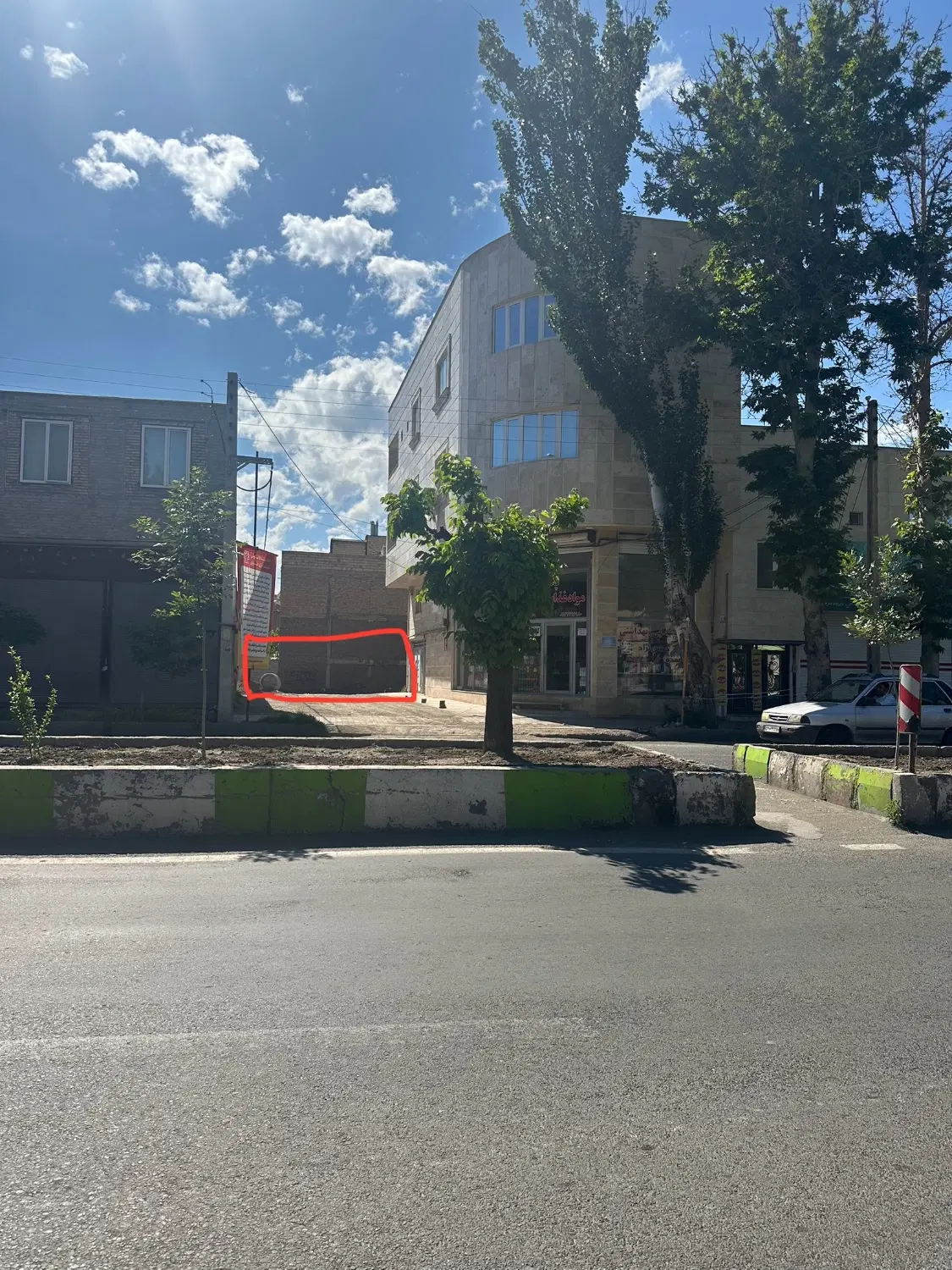 فروش زمین تجاری مسکونی در مرکز شهر