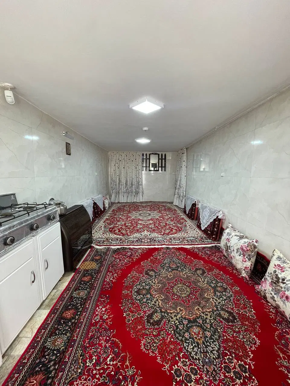 سوییت اجاره واقع در سمیرم