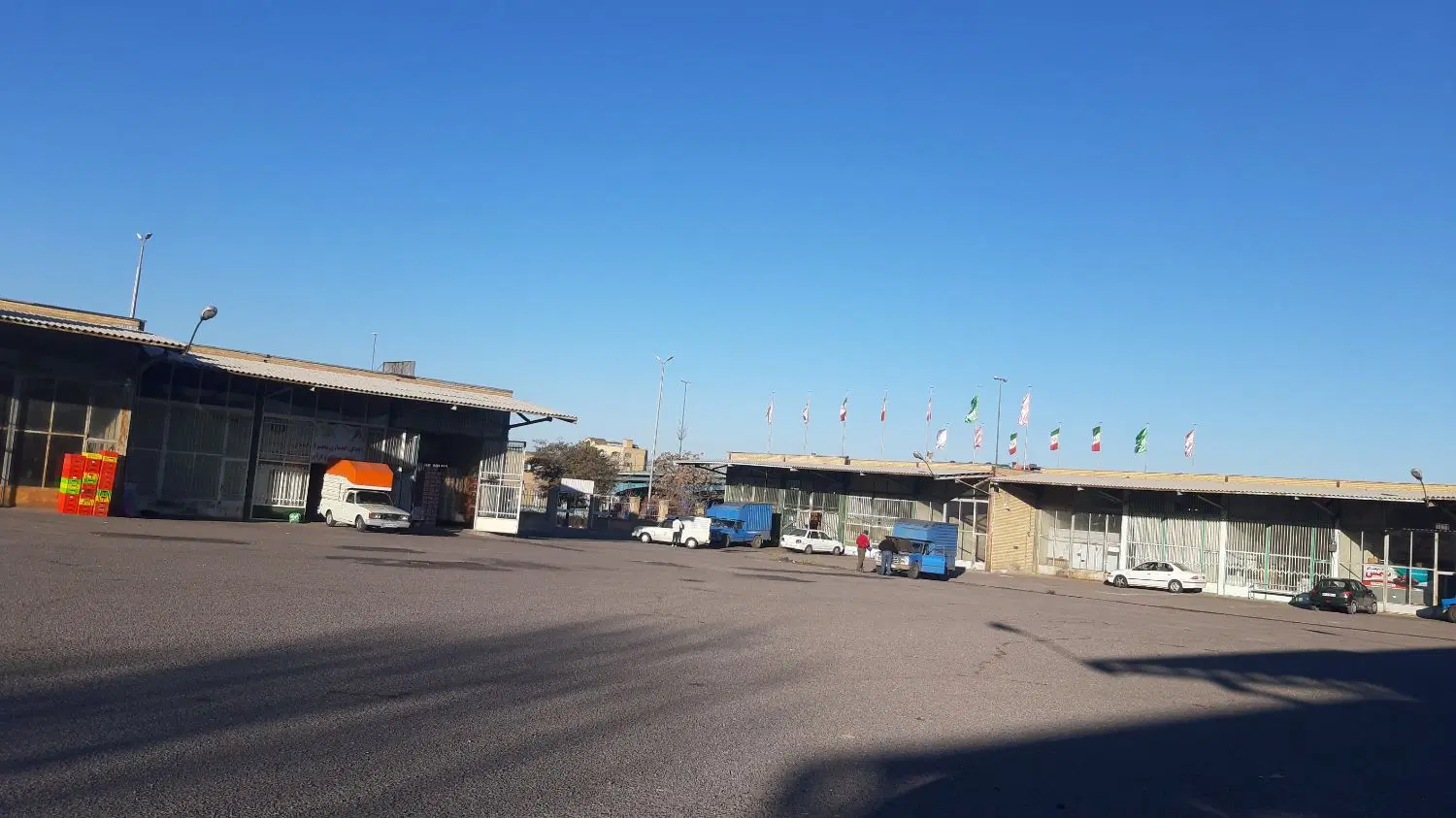اجاره مغازه ۸۰متربهداشتی میدان خشکبار۲ تراکتورسازی
