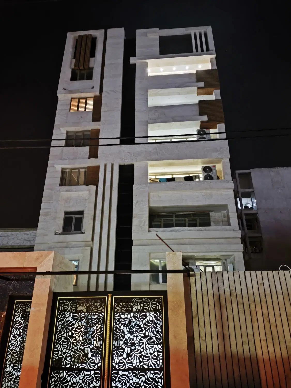 آپارتمان کیان آباد