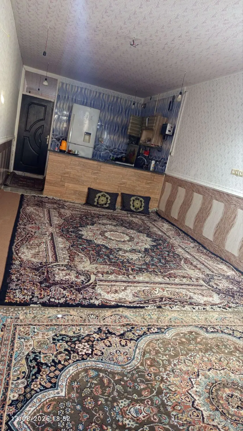 یک باب خانه در عین دوبه فروش میرود.
