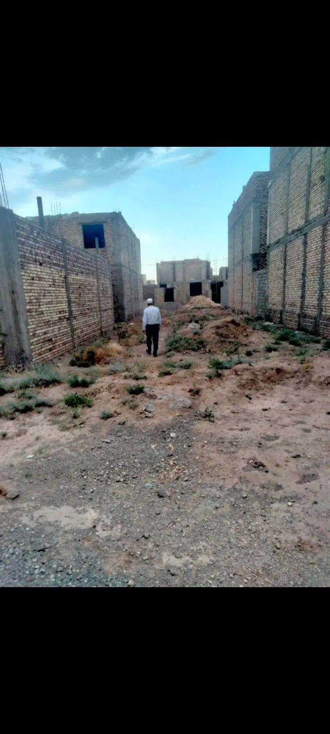 زمین ۱۸۰ متری باغ سنگان مسکن ملی