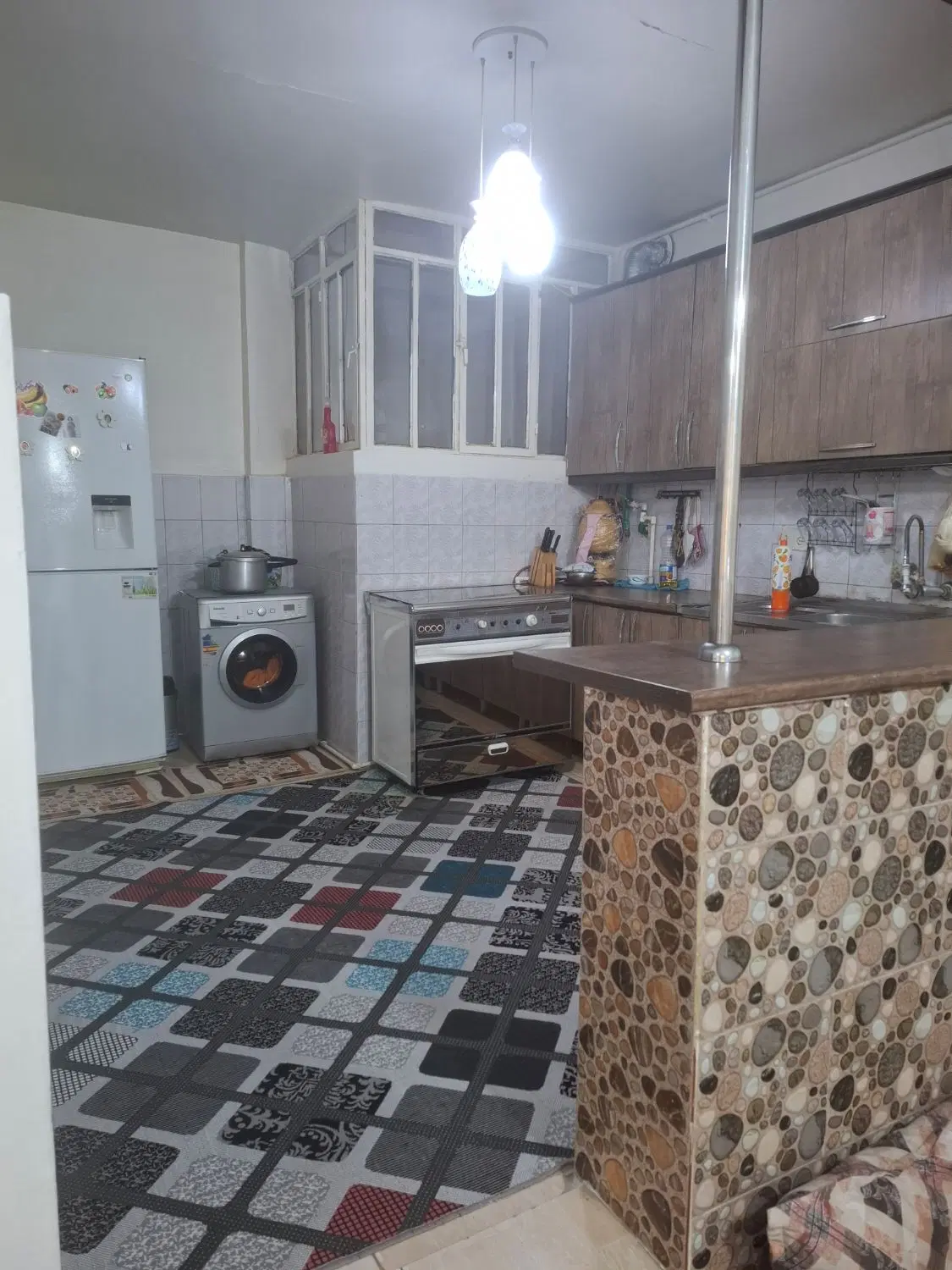 آپارتمان تک واحدی فروشی