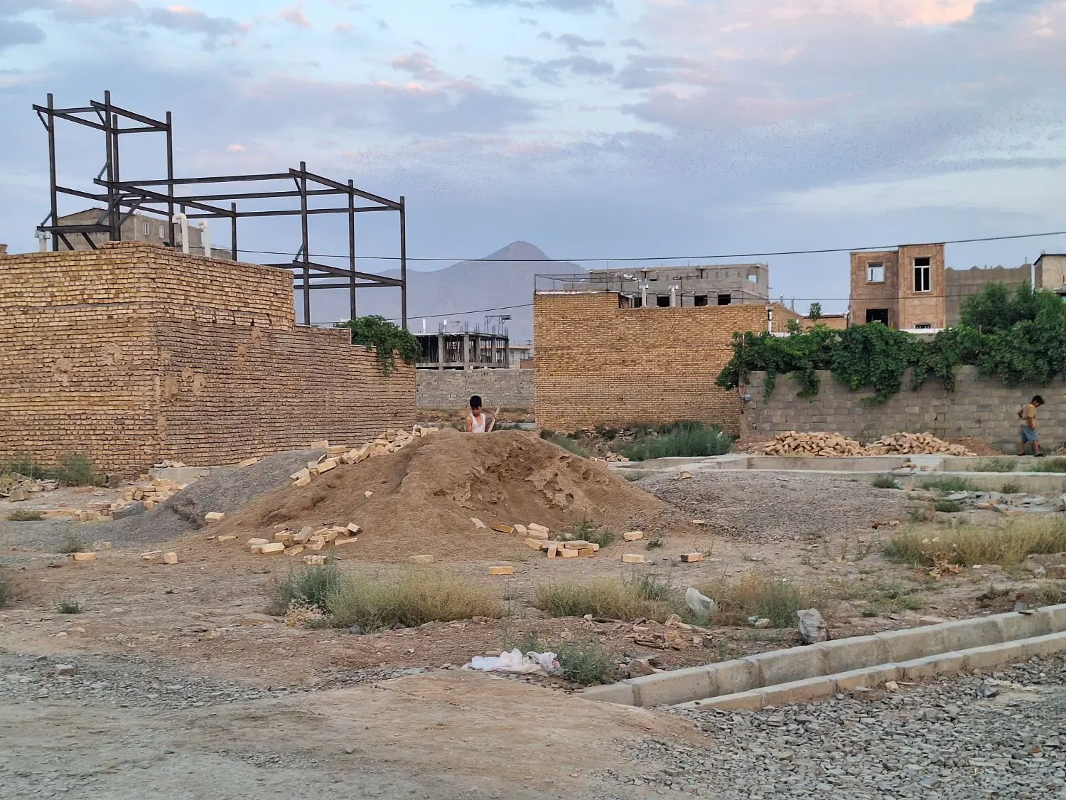 زمین دوکله