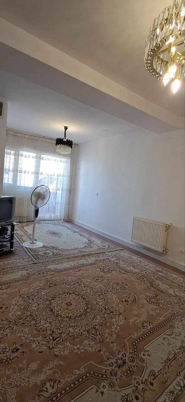 یک واحد آپارتمان تک خواب اجاره داده می شود