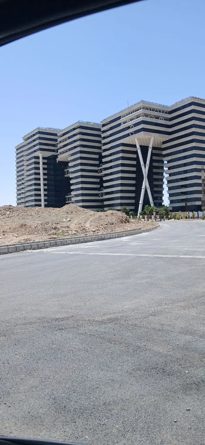 اپارتمان ۱۰۰متری تکمیل کشوری کنار پزشکان