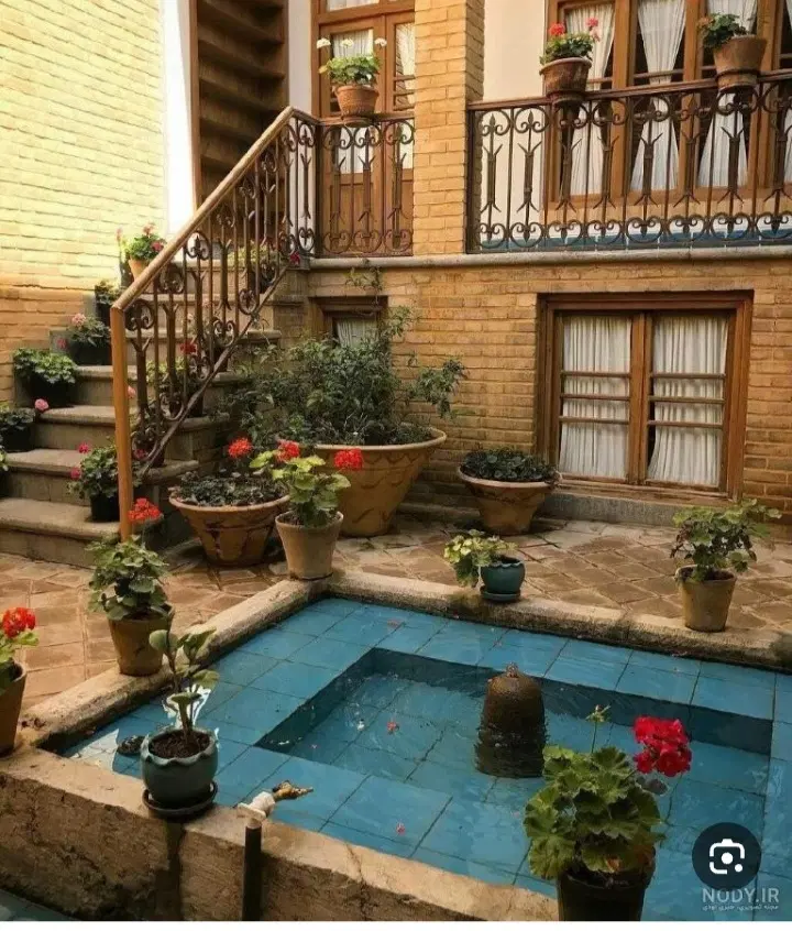 خانه کلنگی با موقعیت مکانی