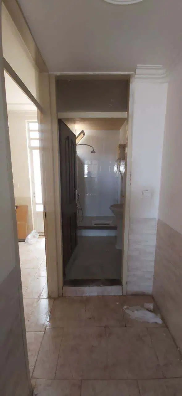 اجاره مسکونی بالا مغازه آزادشهر