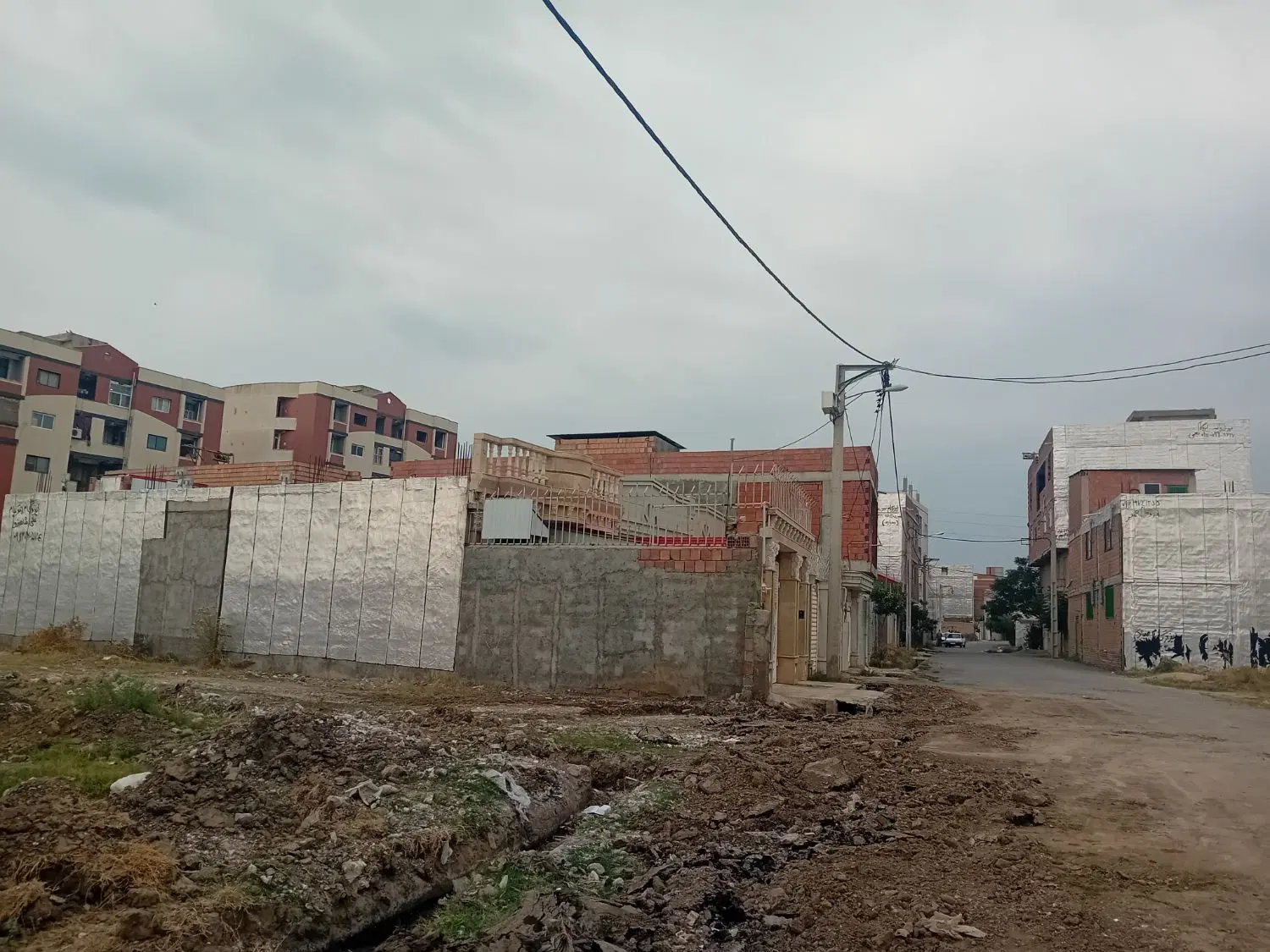 زمین مخصوص ساخت و ساز مشاور حسن هلالیان