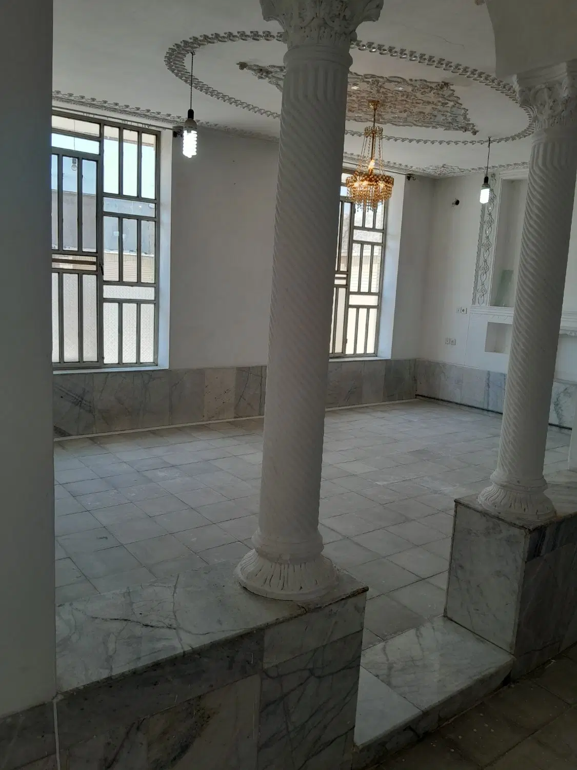 منزل مسکونی فروشی