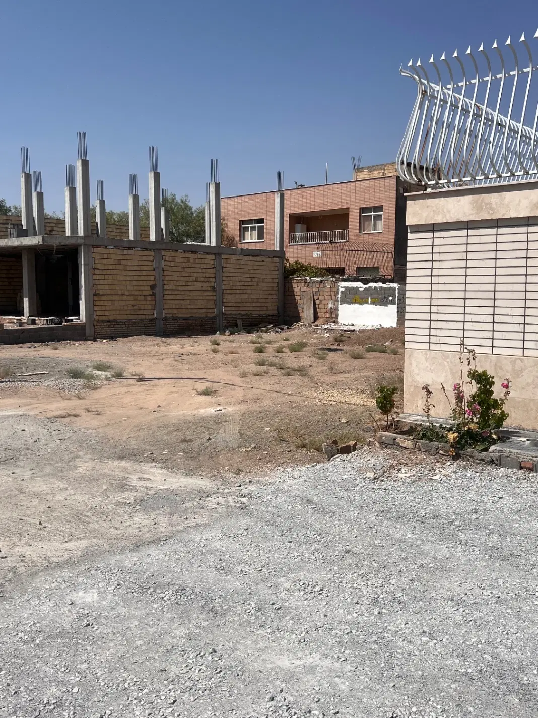 زمین مسکونی ۲۱۰ متری قلعه شور