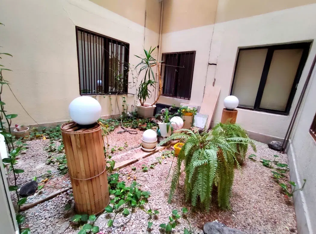 اقدسیه گلستان جنوبی ، کلنگی با جواز
