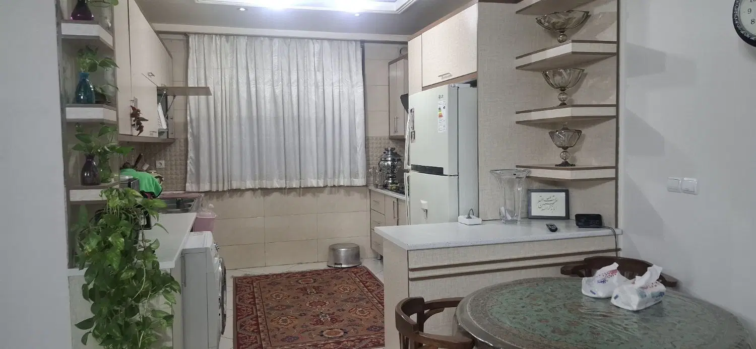 اپارتمان 84 متری 8 سال ساخت