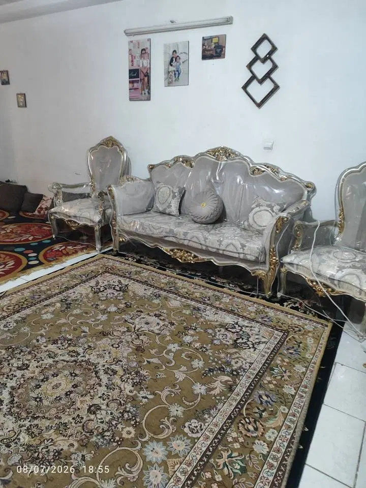 ۶۴ متری