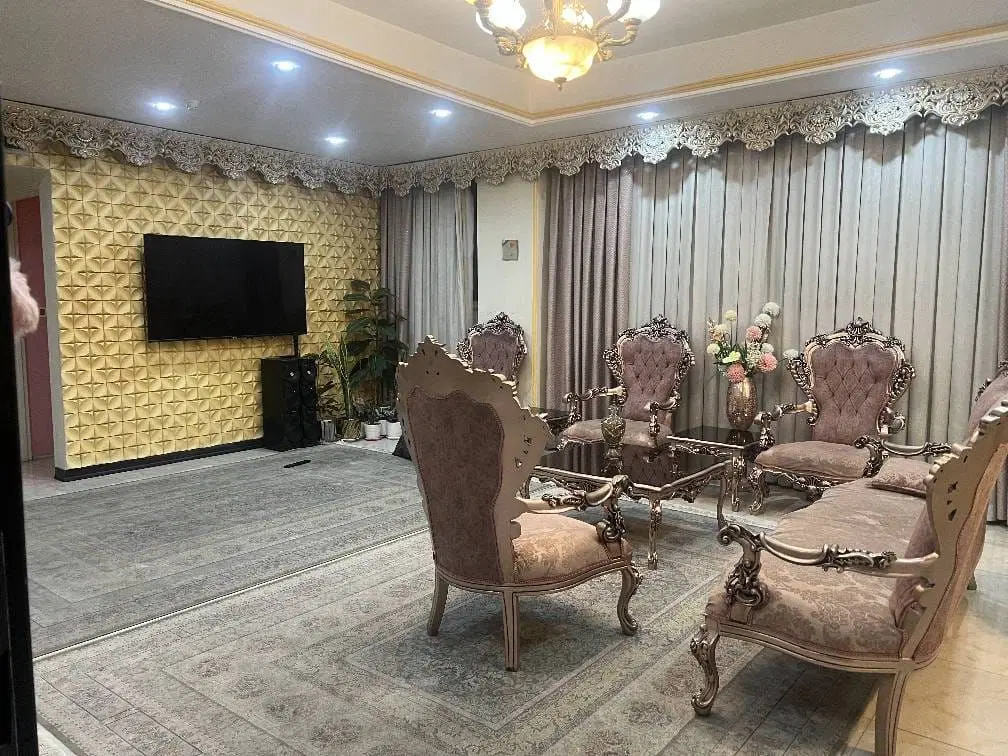 ۹۰ متر مرتضوی