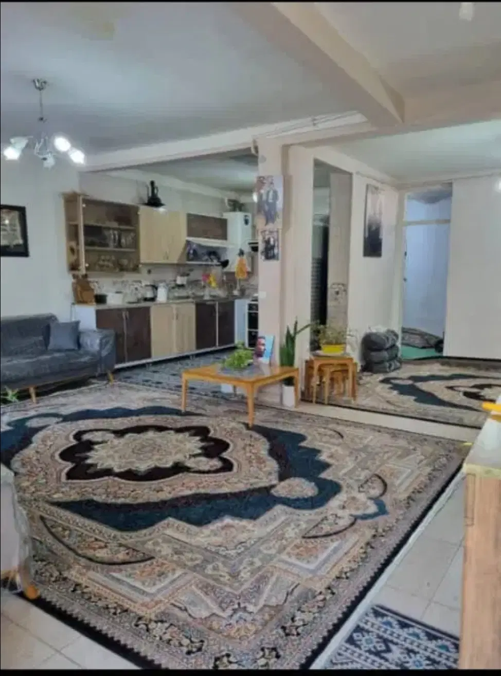 منزل ویلایی_ دربست_ نصر