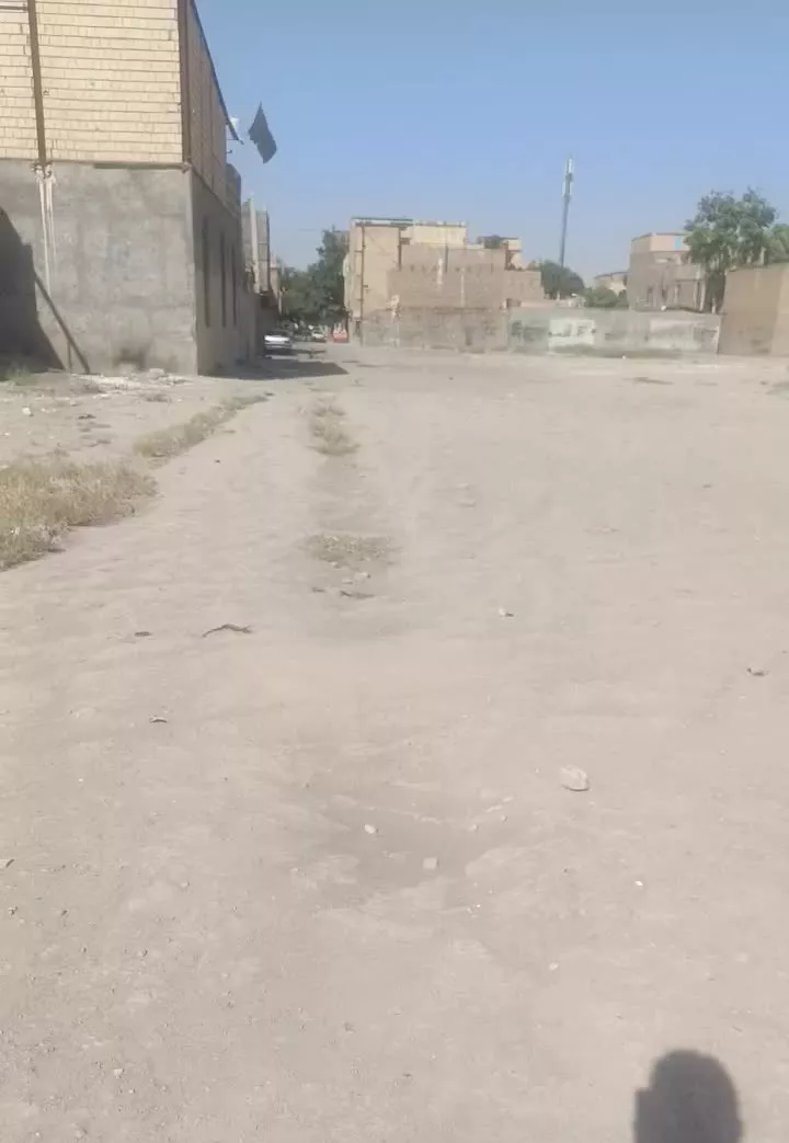 100متر زمین در محله پنجتن