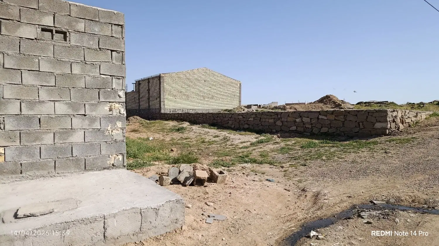 زمین مسکونی 215 متر