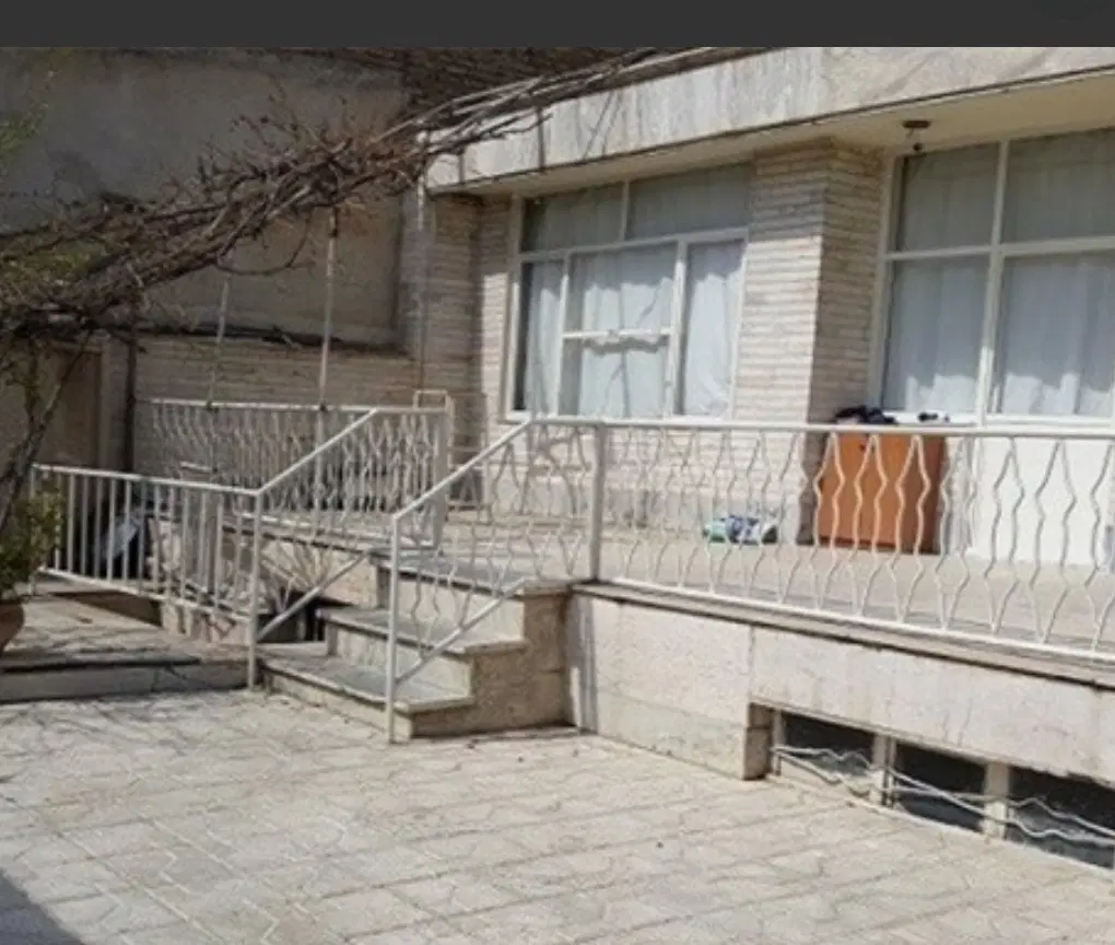 خانه ویلایی یک طبقه،جنوبی،۲۵۰متری ،۱۵۰متر بنا