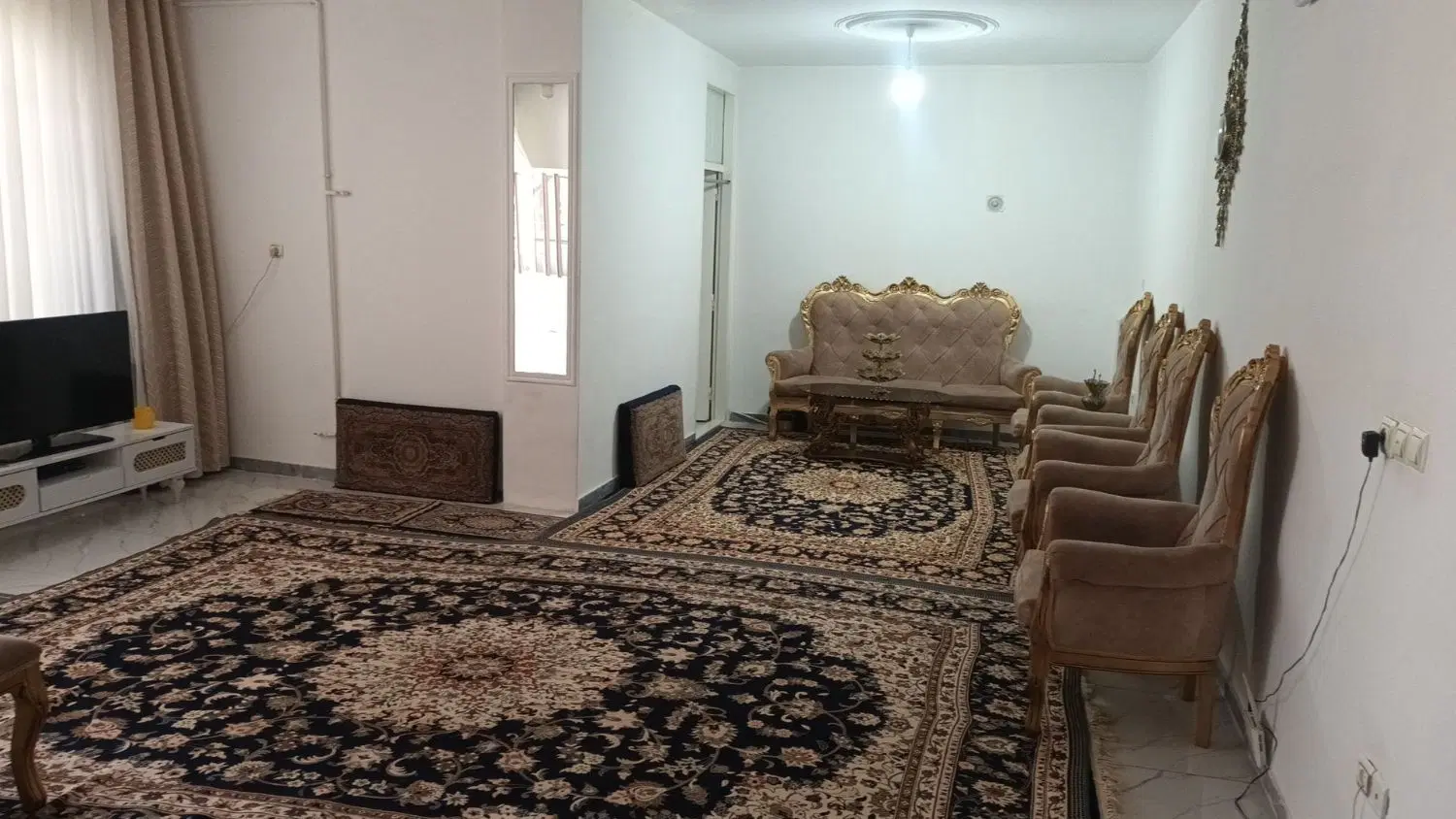 یک واحد مسکونی برای رهن کامل