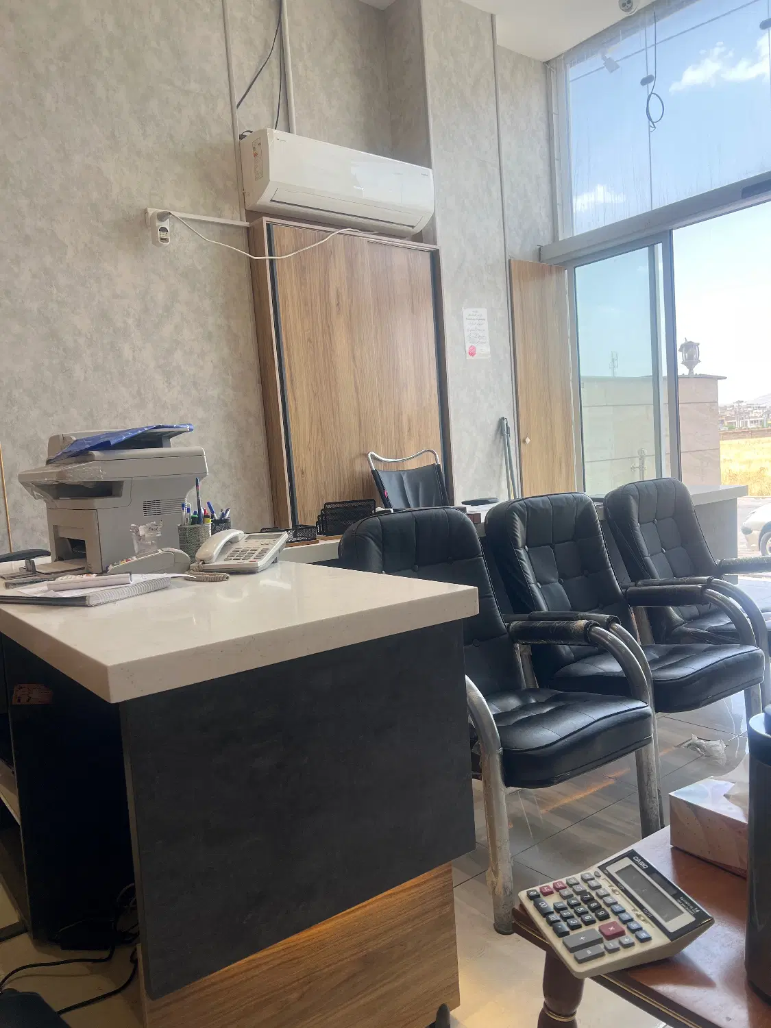 فروش یک باب تجاری