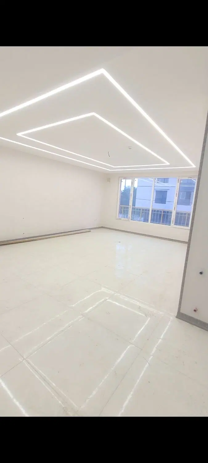 سه خواب جنوبی تکمیل با دو پارکینگ